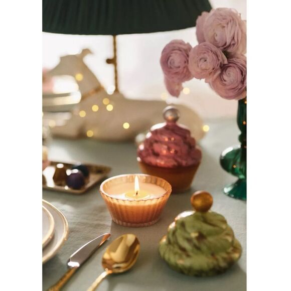 Anthropology Cupcake Gourmand Ginger Cookie Glass Candle / New No Box - Picture 4 of 9